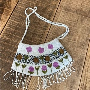 *3 for $20*/vintage Beaded flowered clutch